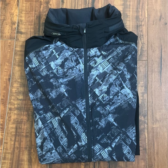 Lululemon Surge Men’s Jacket - Picture 6 of 11